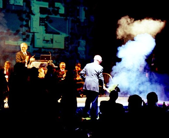 ground.jpg (43240 bytes)