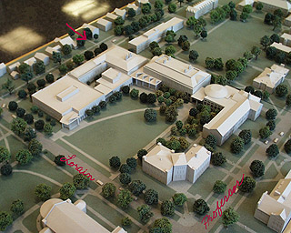 model1.jpg (53660 bytes)